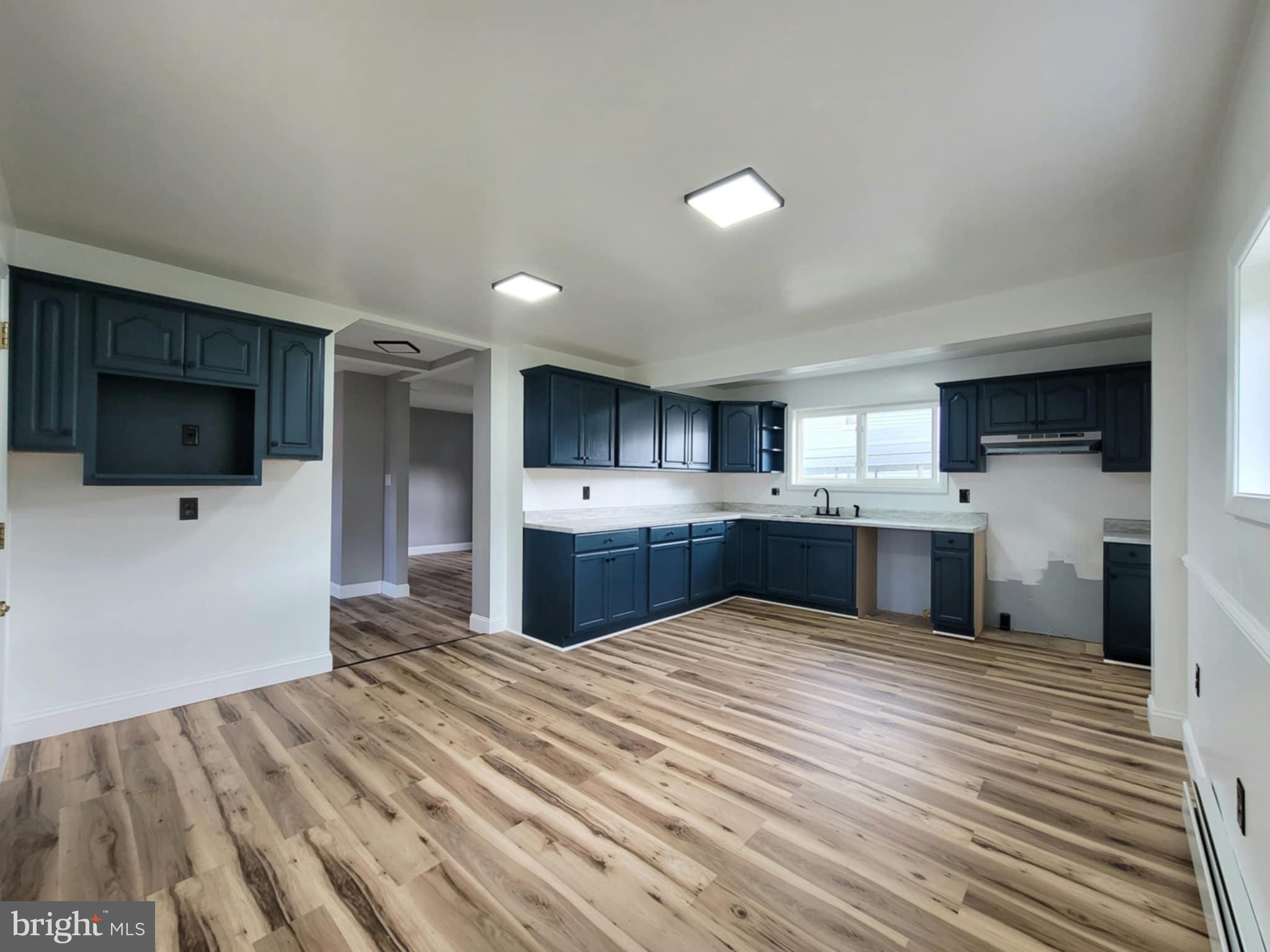 2561 Main St