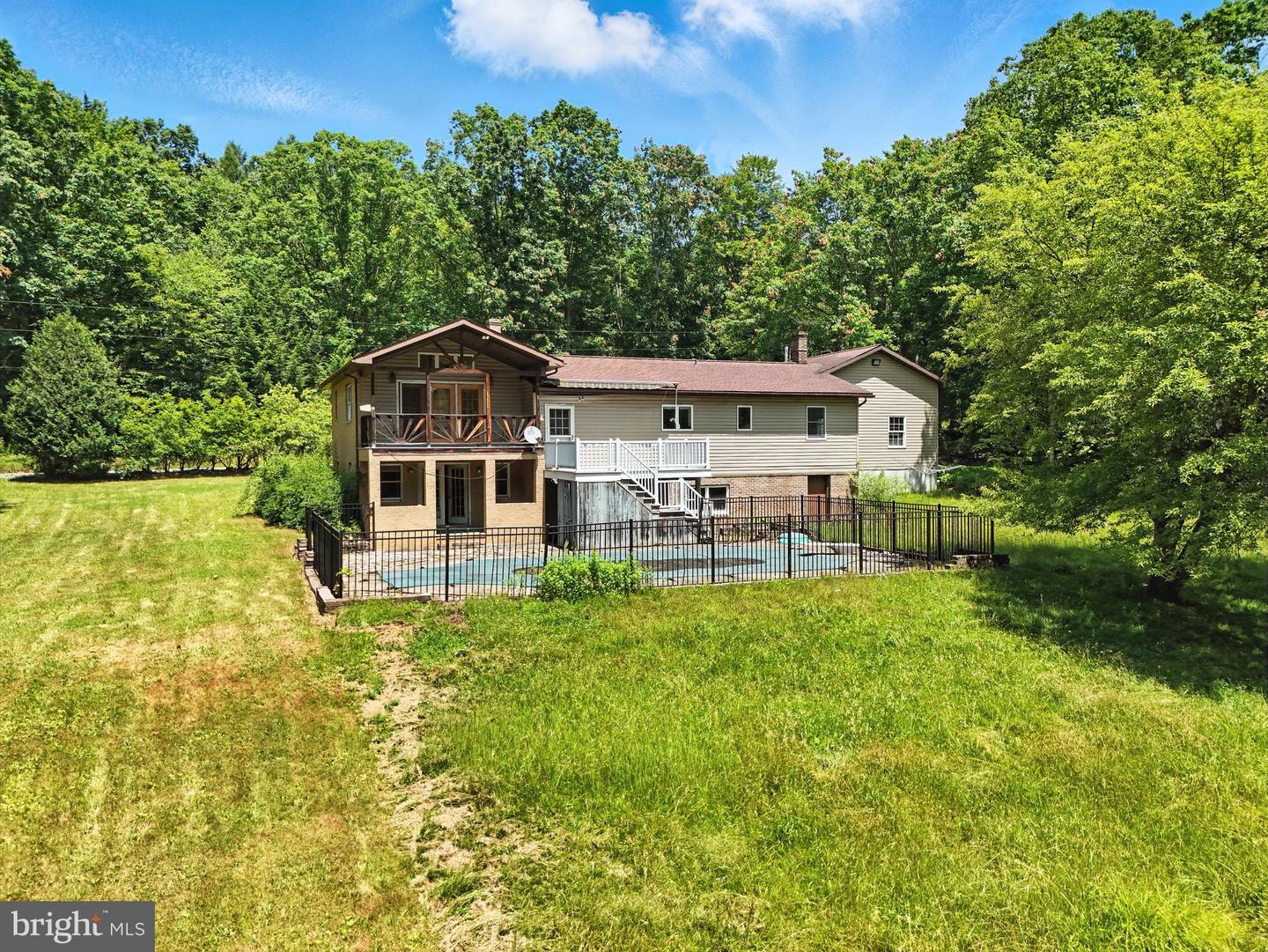 4051 Long Run Rd