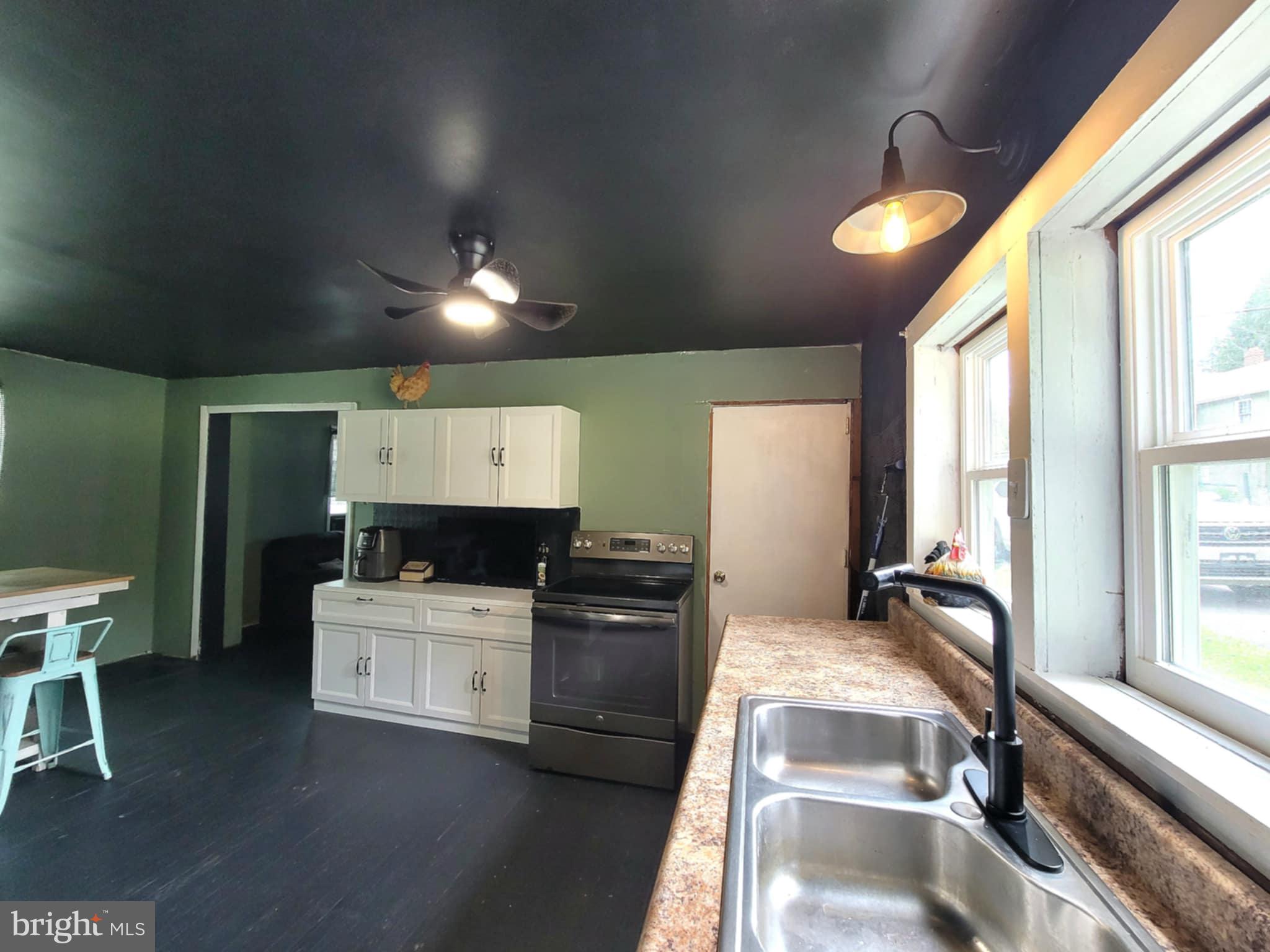 3152 Old Erie Pike