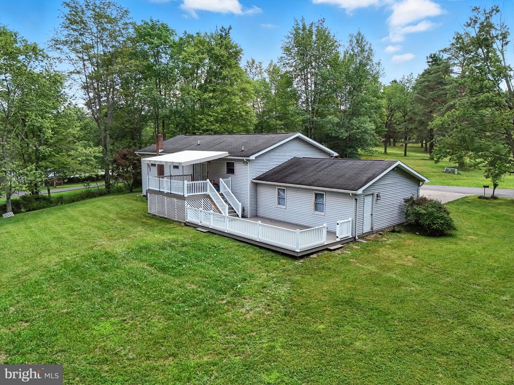516 David St