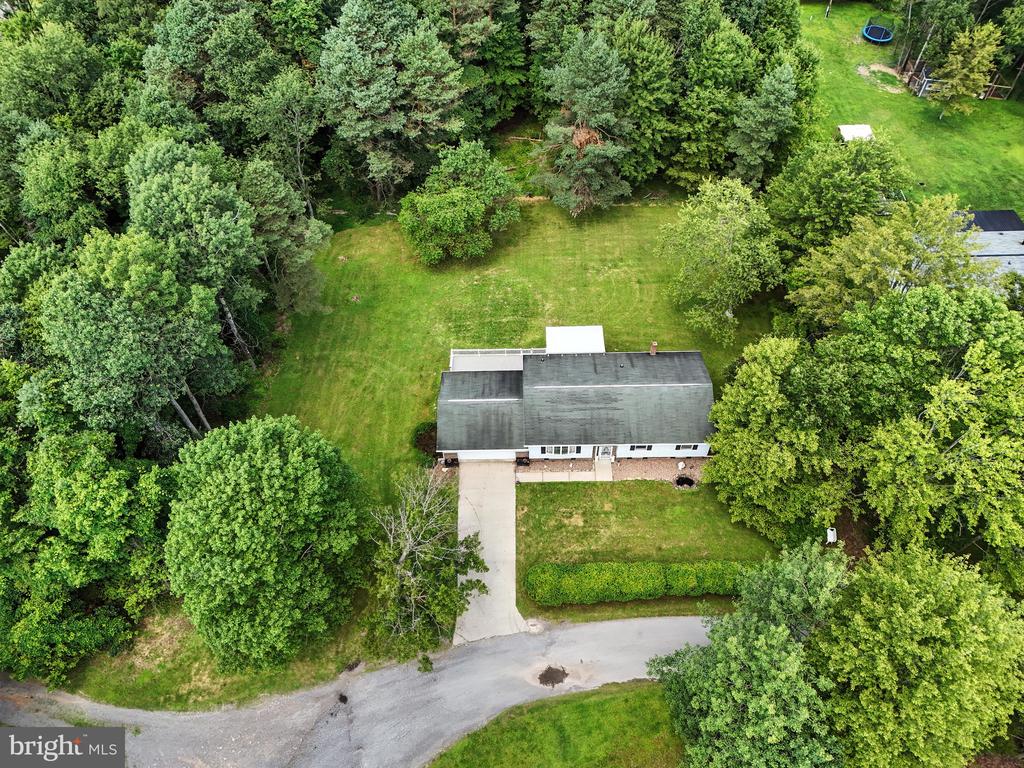 516 David St