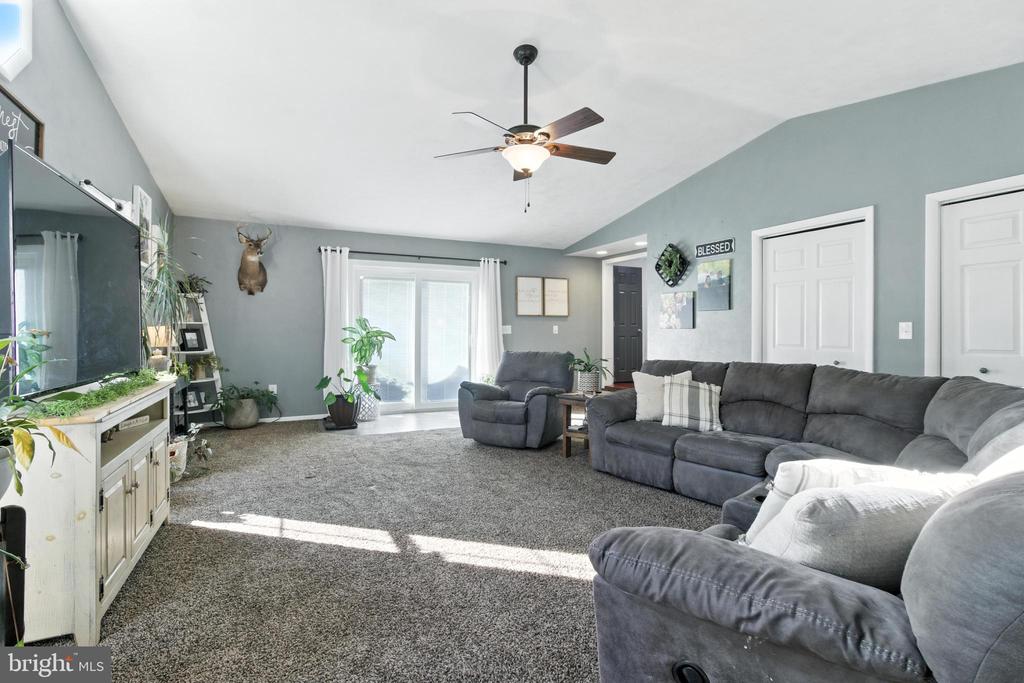 8421 Krebs Hwy