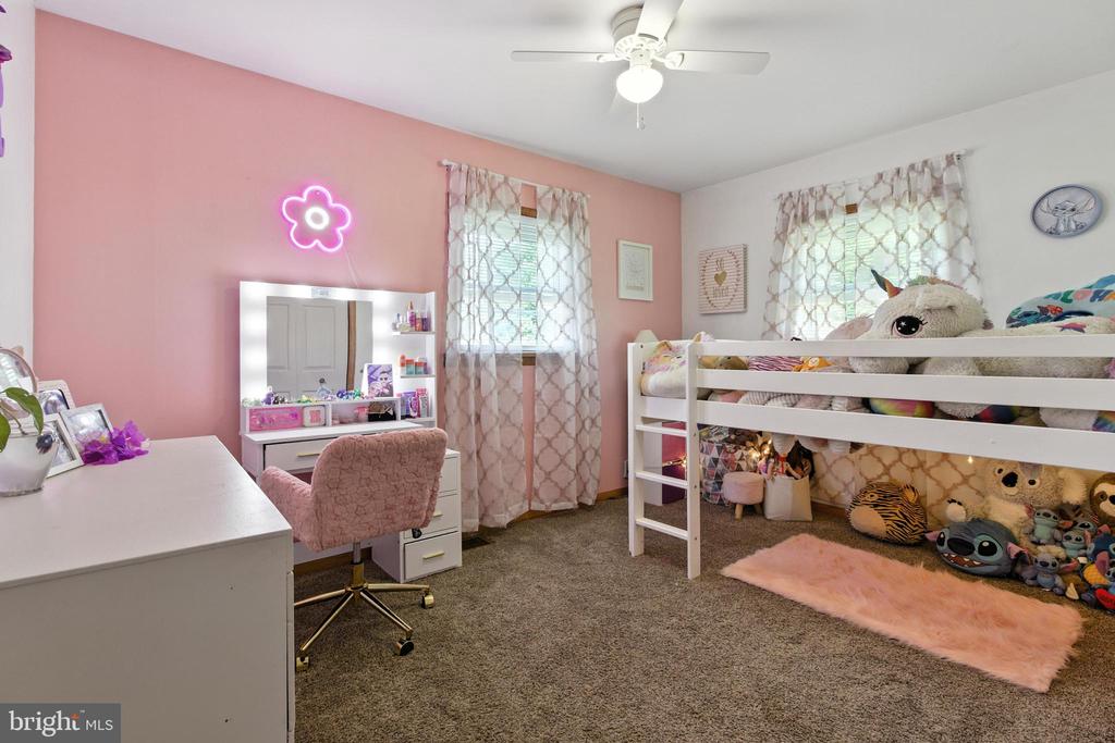 8421 Krebs Hwy