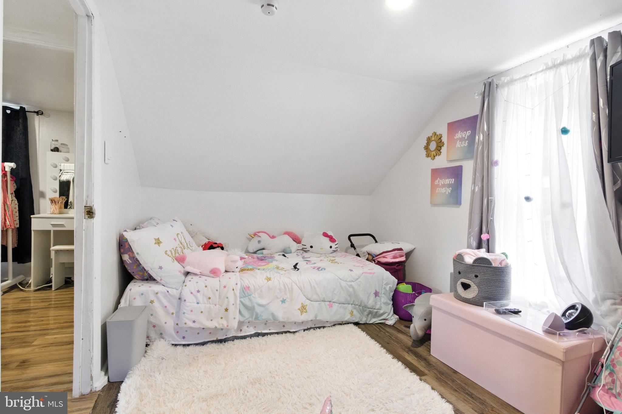 674 RED SCHOOLHOUSE ROAD