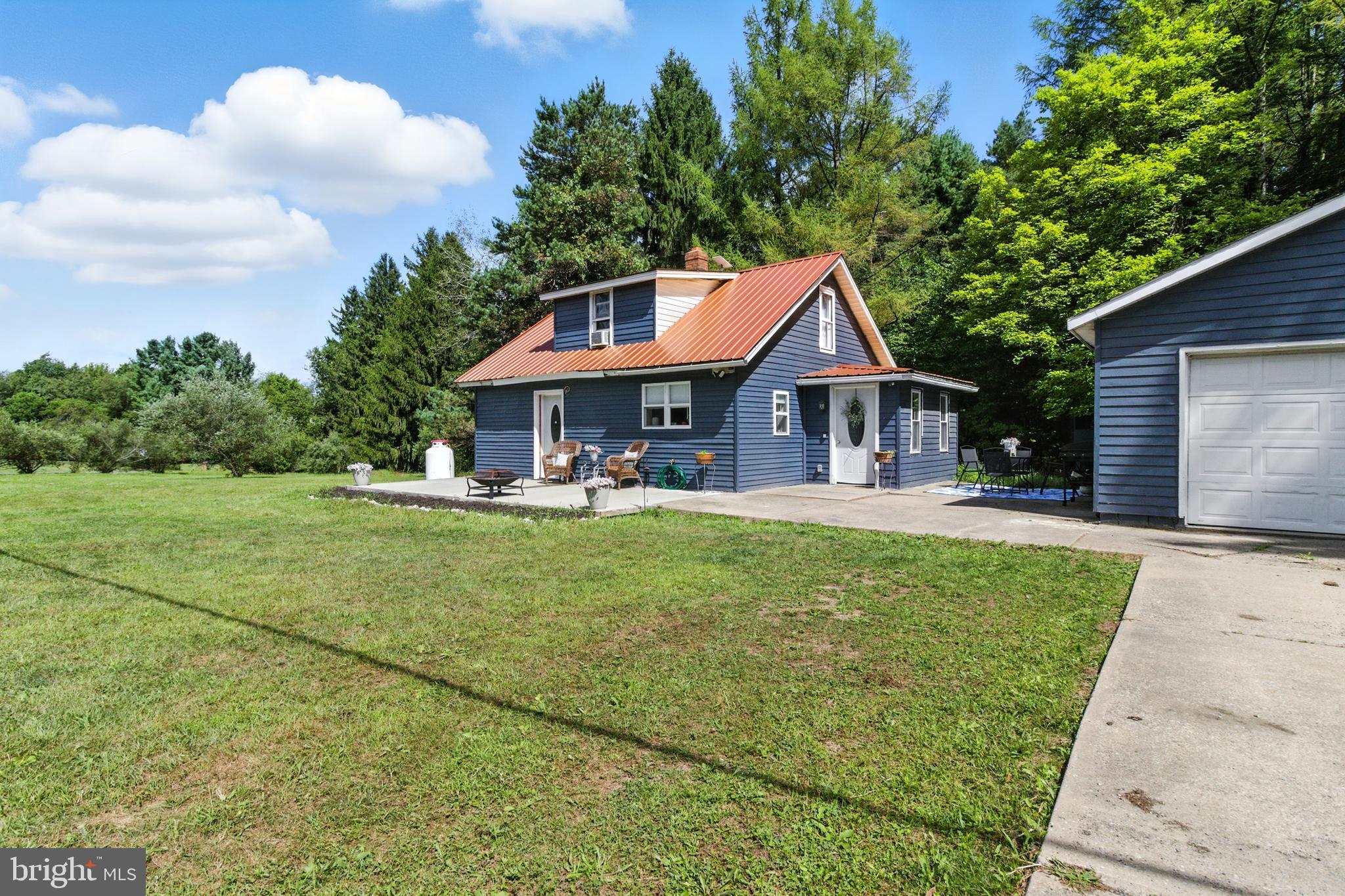 674 RED SCHOOLHOUSE ROAD