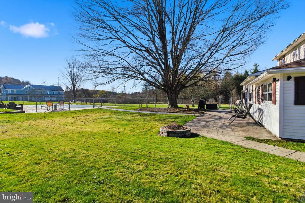82 RIDGE STREET