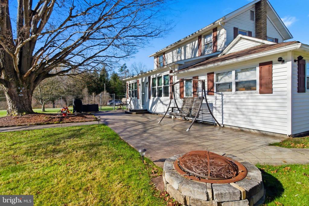 82 RIDGE STREET