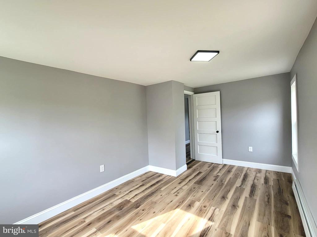 2561 MAIN STREET