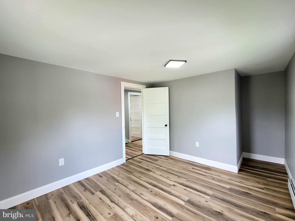 2561 MAIN STREET