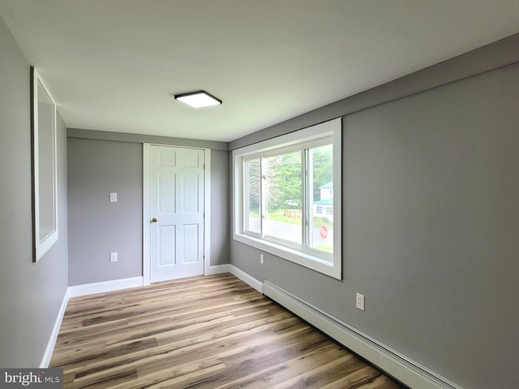 2561 MAIN STREET
