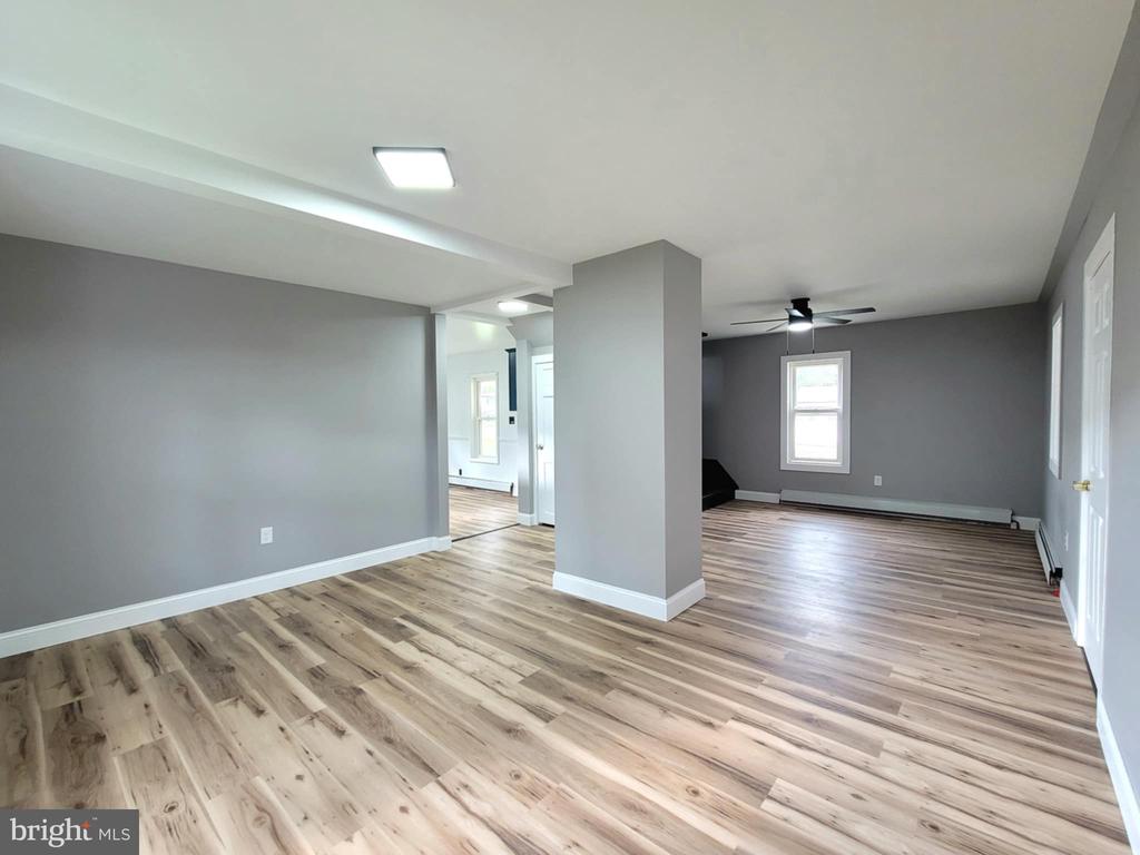2561 MAIN STREET