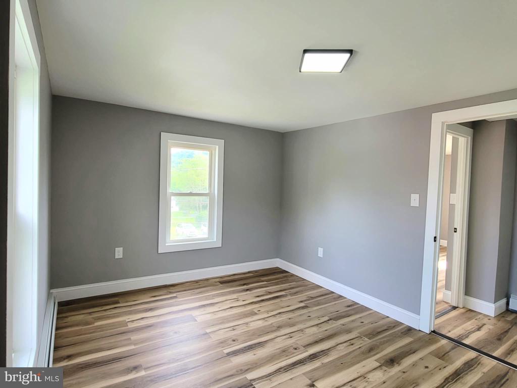 2561 MAIN STREET