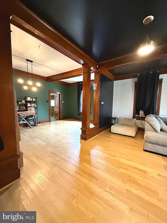 32 BLUEBALL ROAD