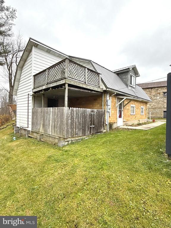32 BLUEBALL ROAD