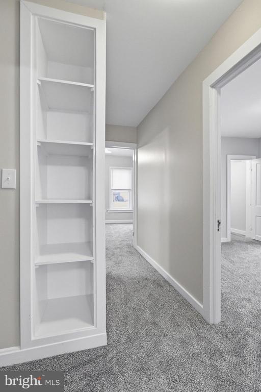 324 W 6TH AVENUE