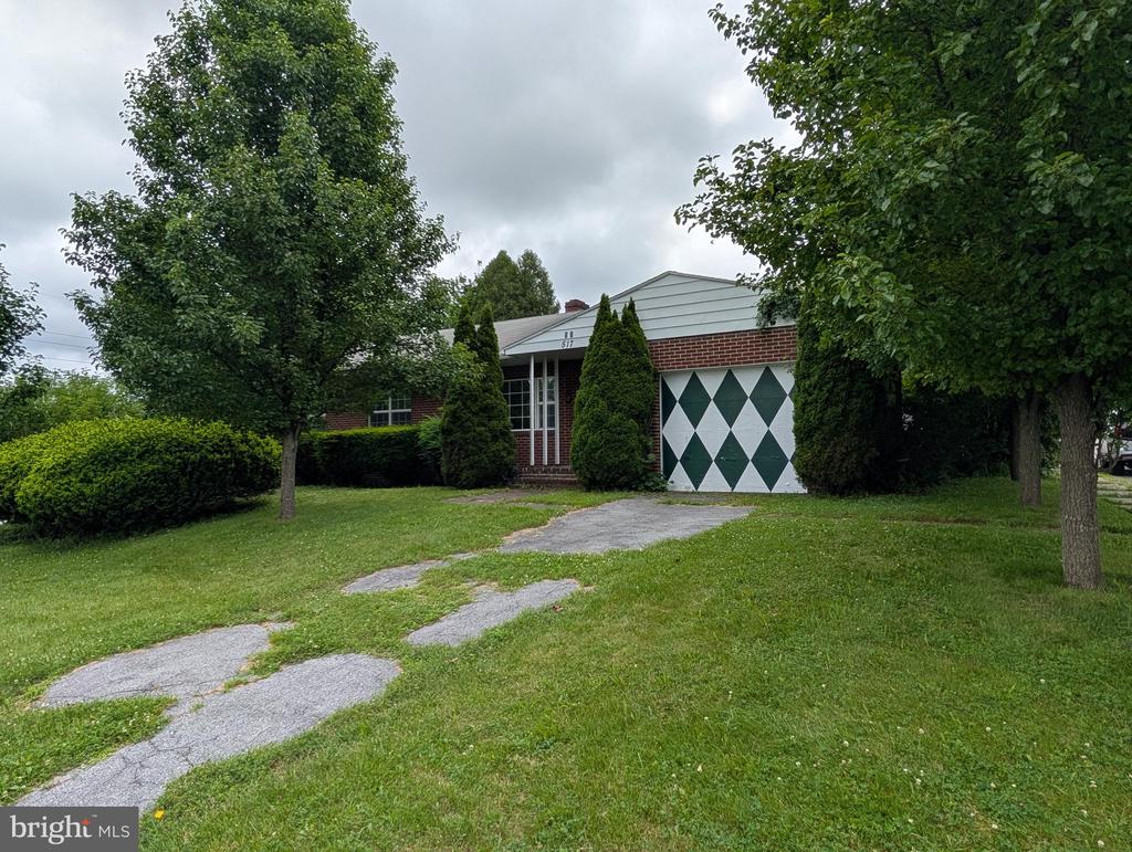 517 W PRESQUEISLE STREET