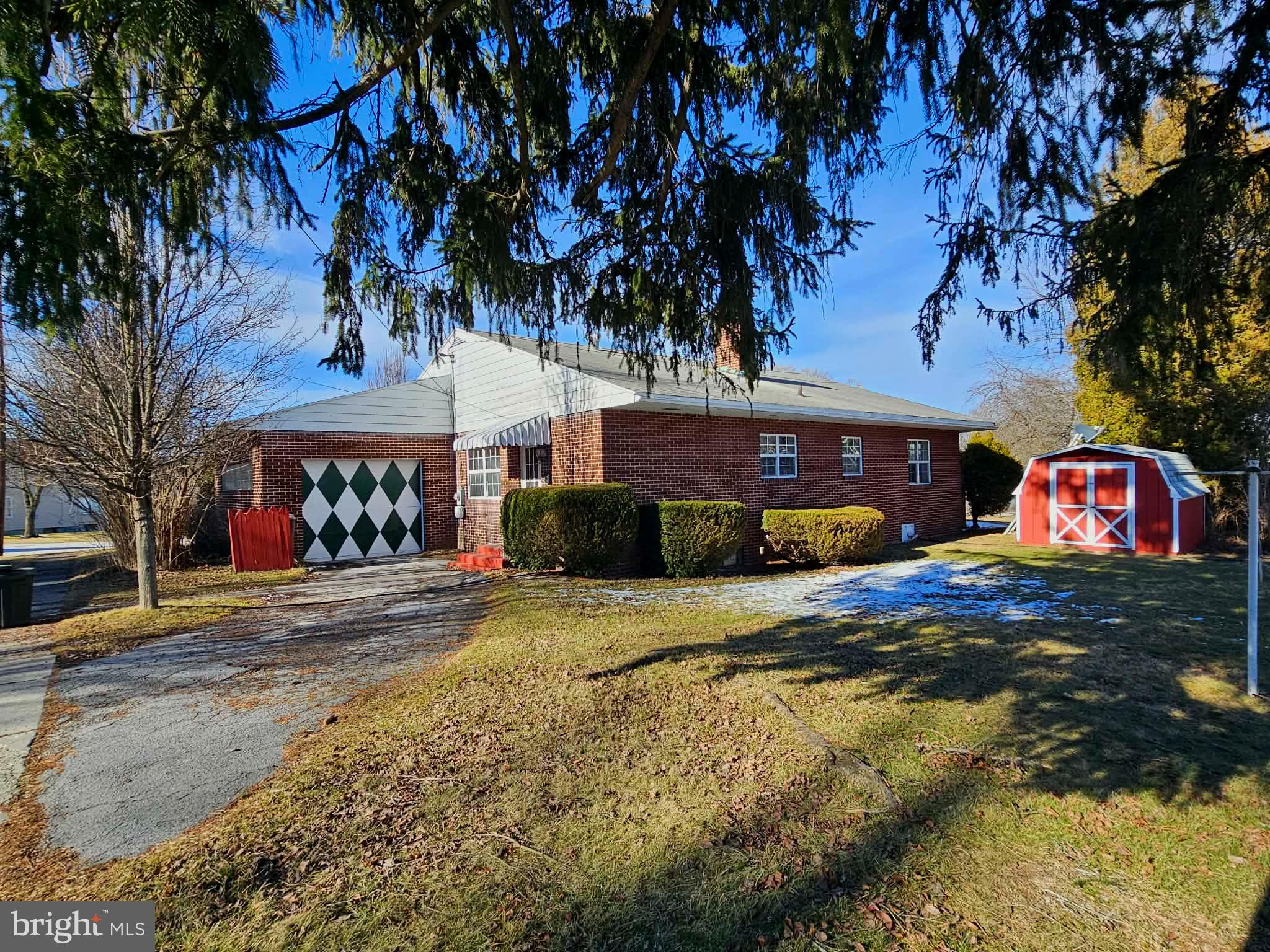 517 W PRESQUEISLE STREET