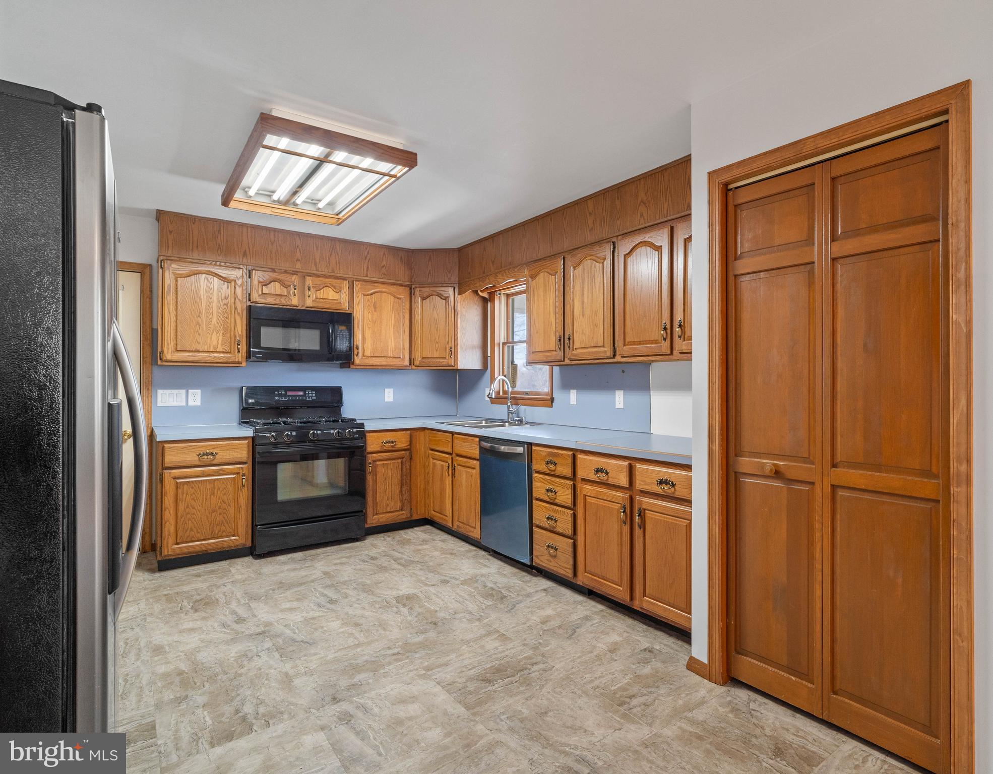 1676 WALLACETON BIGLER HIGHWAY