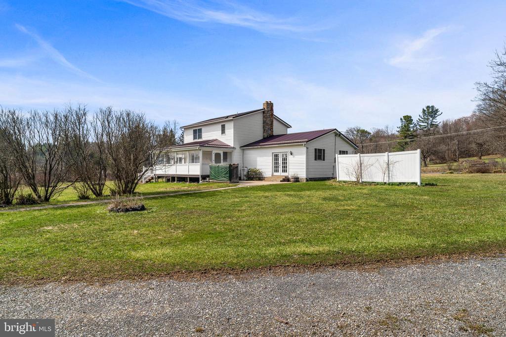 1676 WALLACETON BIGLER HIGHWAY