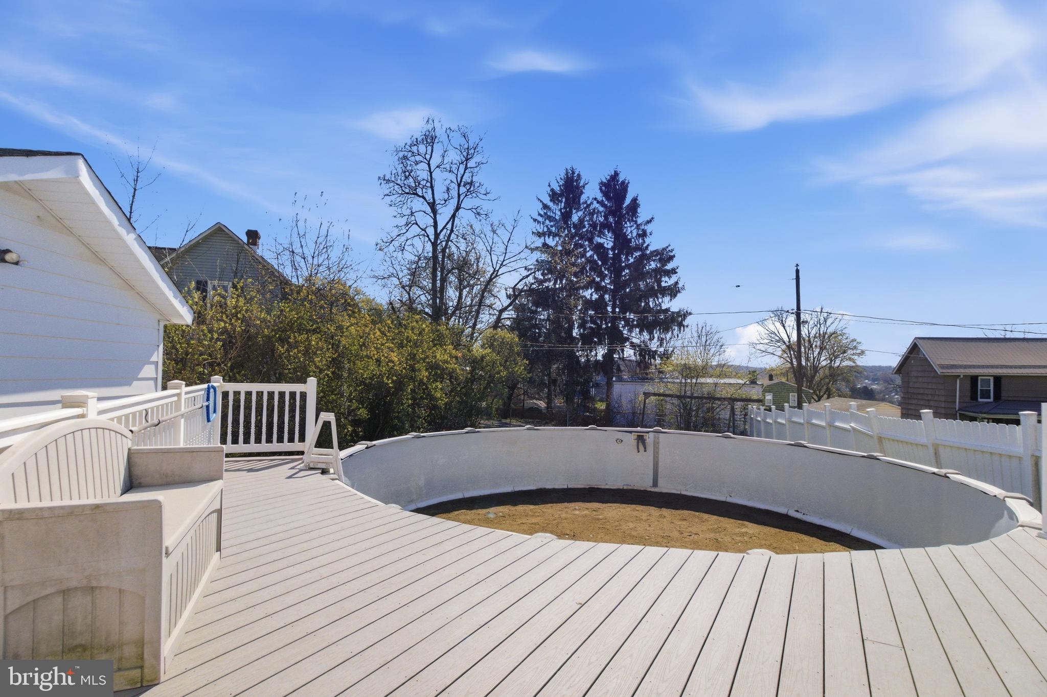 224 E WEBER AVENUE