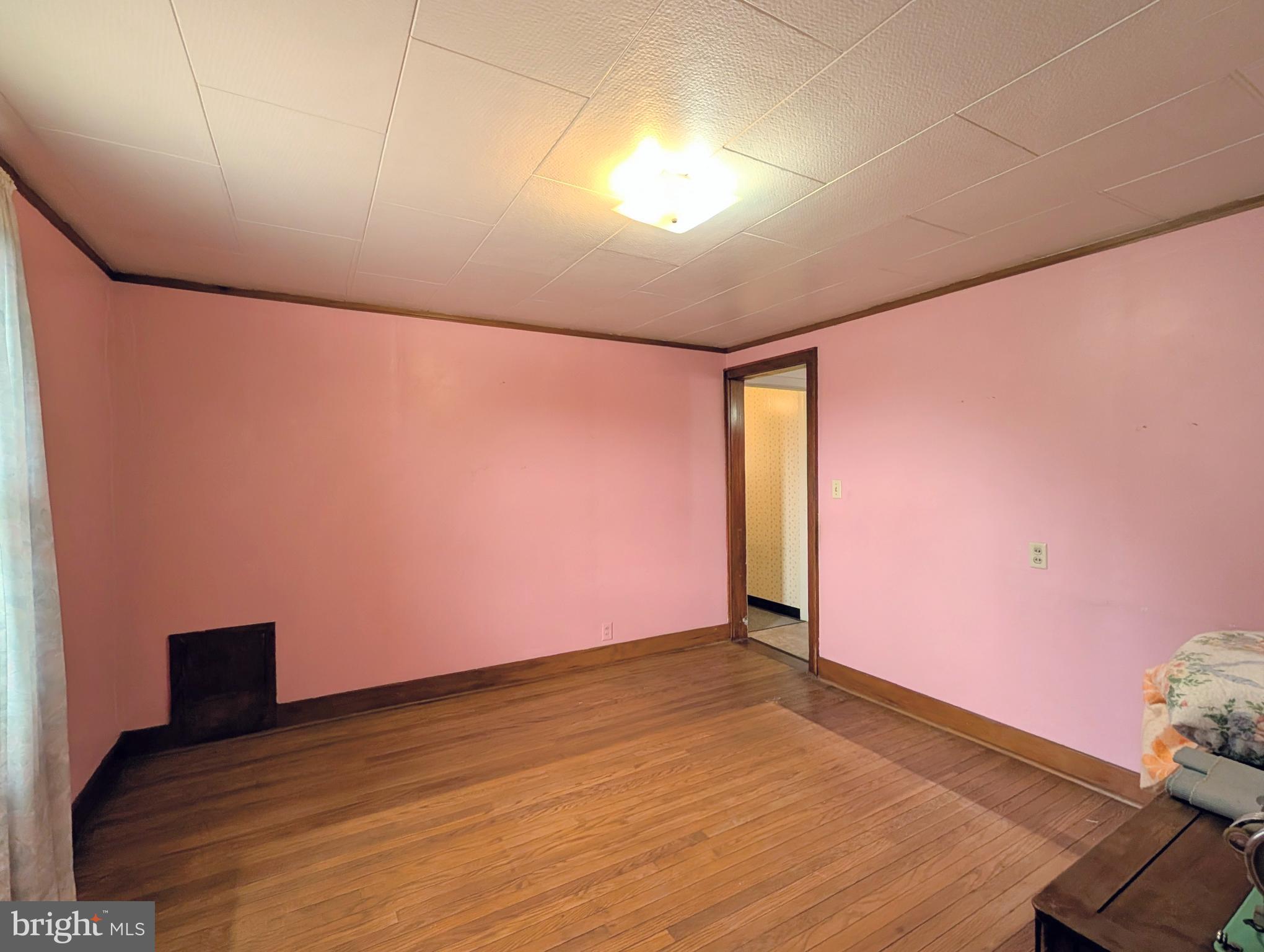 5555 GLEN HOPE BOULEVARD