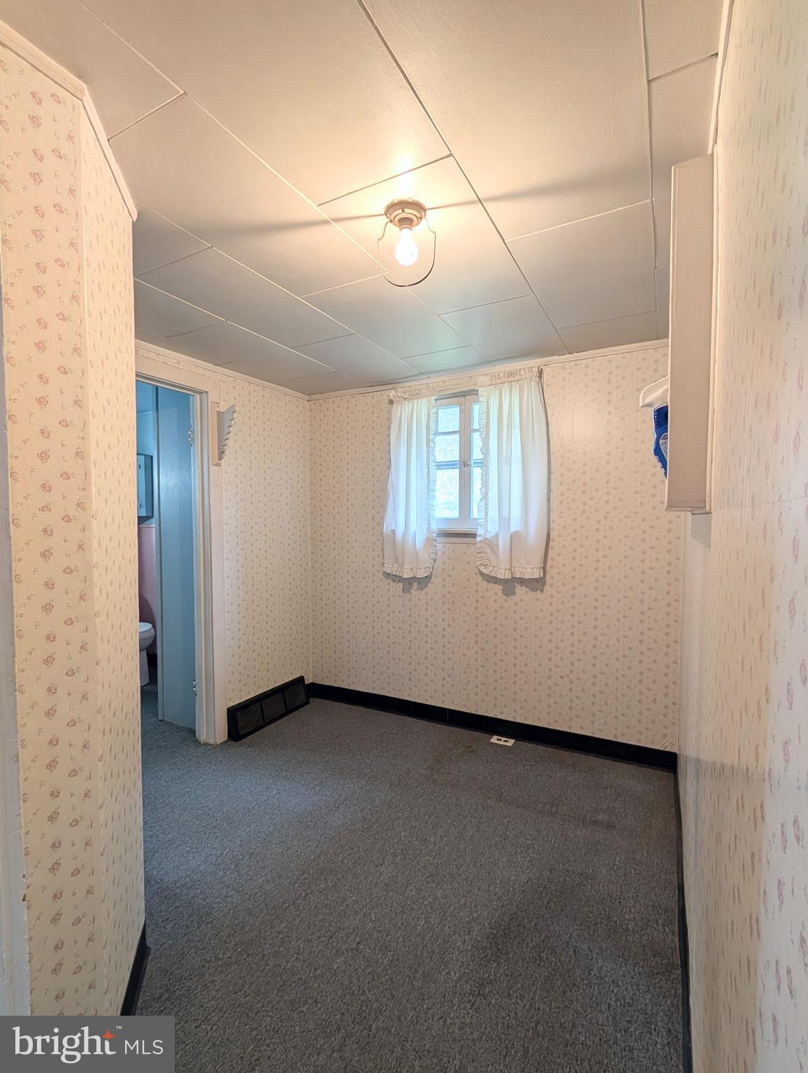 5555 GLEN HOPE BOULEVARD