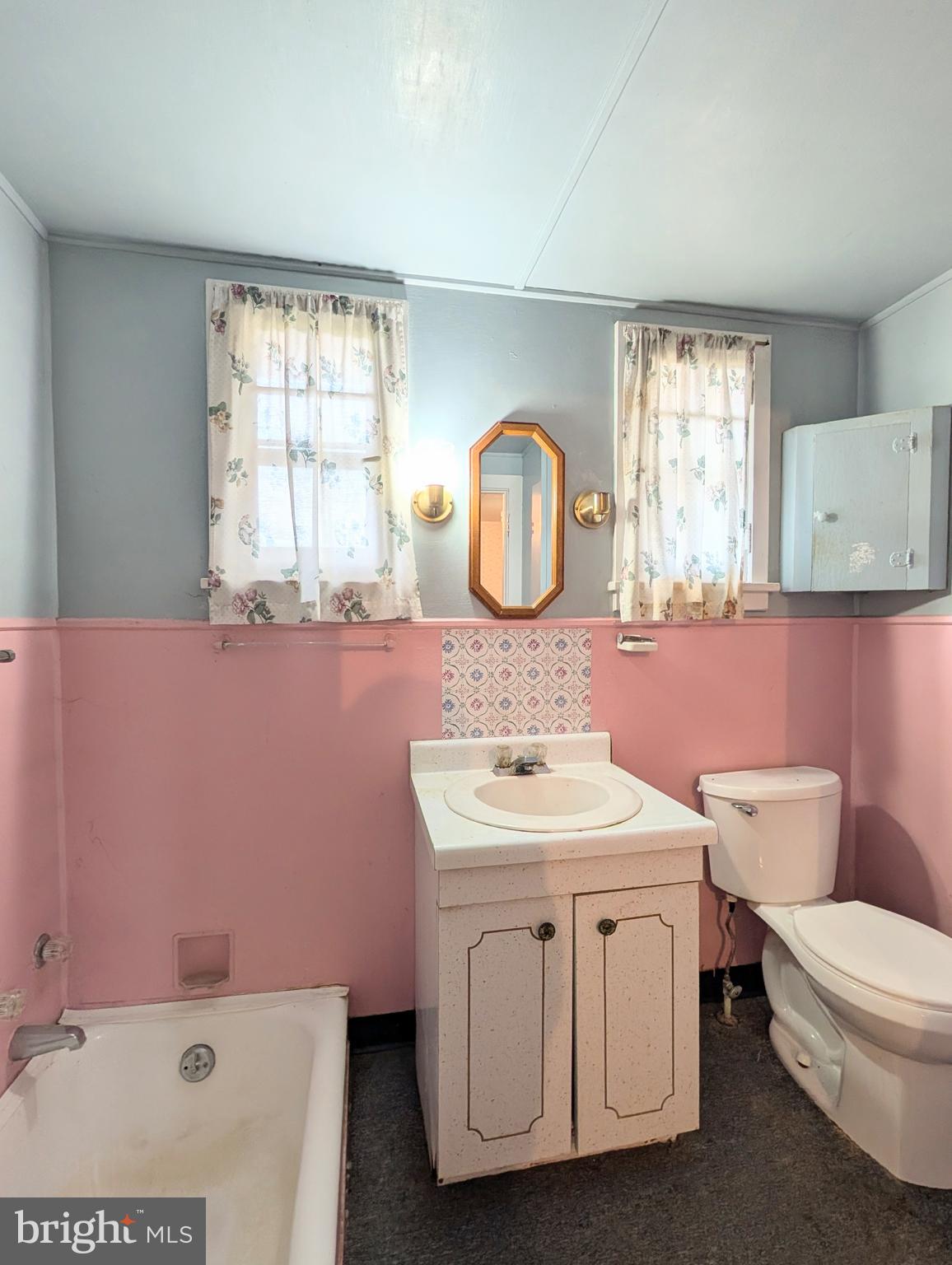 5555 GLEN HOPE BOULEVARD