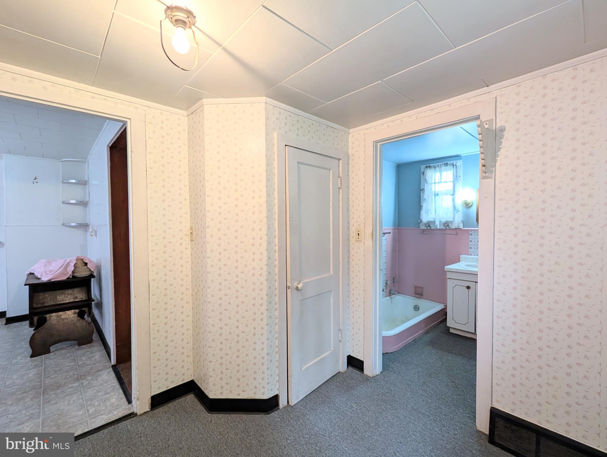 5555 GLEN HOPE BOULEVARD