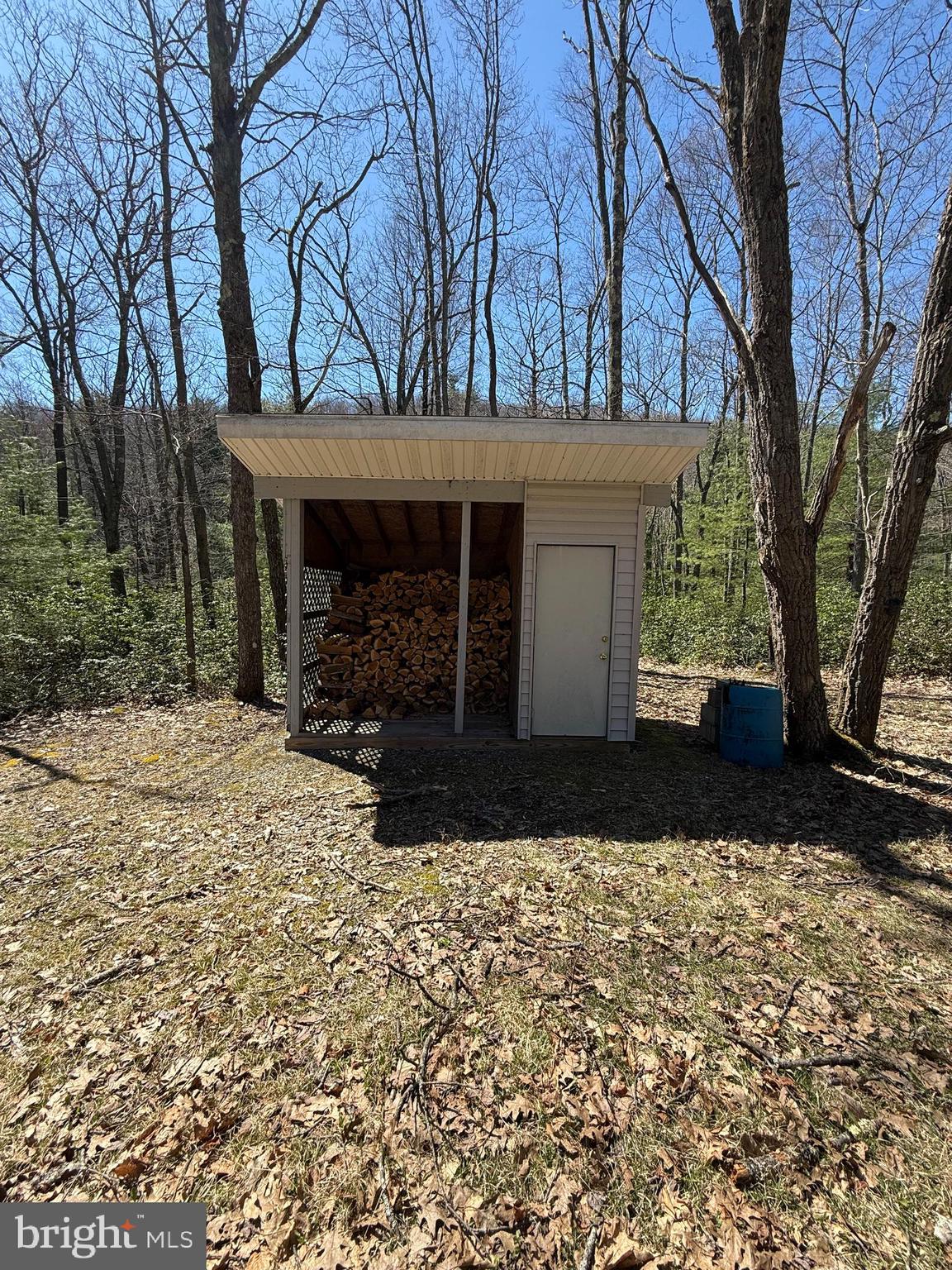 1922 AMES RD