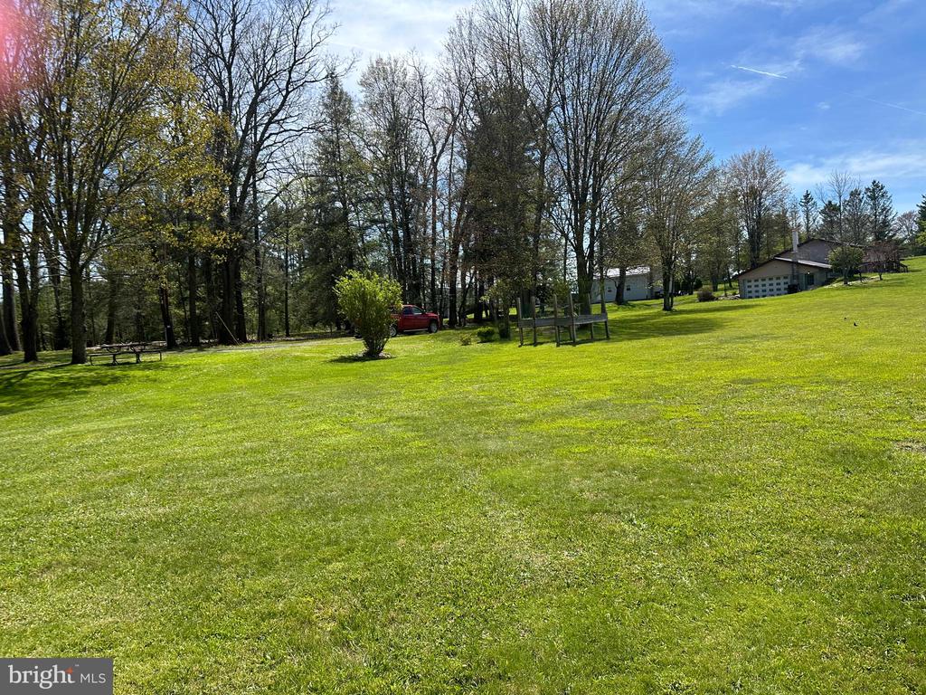 693 BIG RUN ROAD