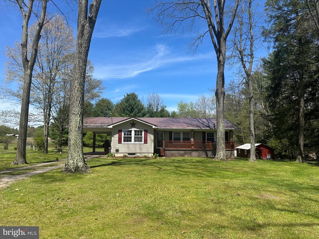 693 BIG RUN ROAD