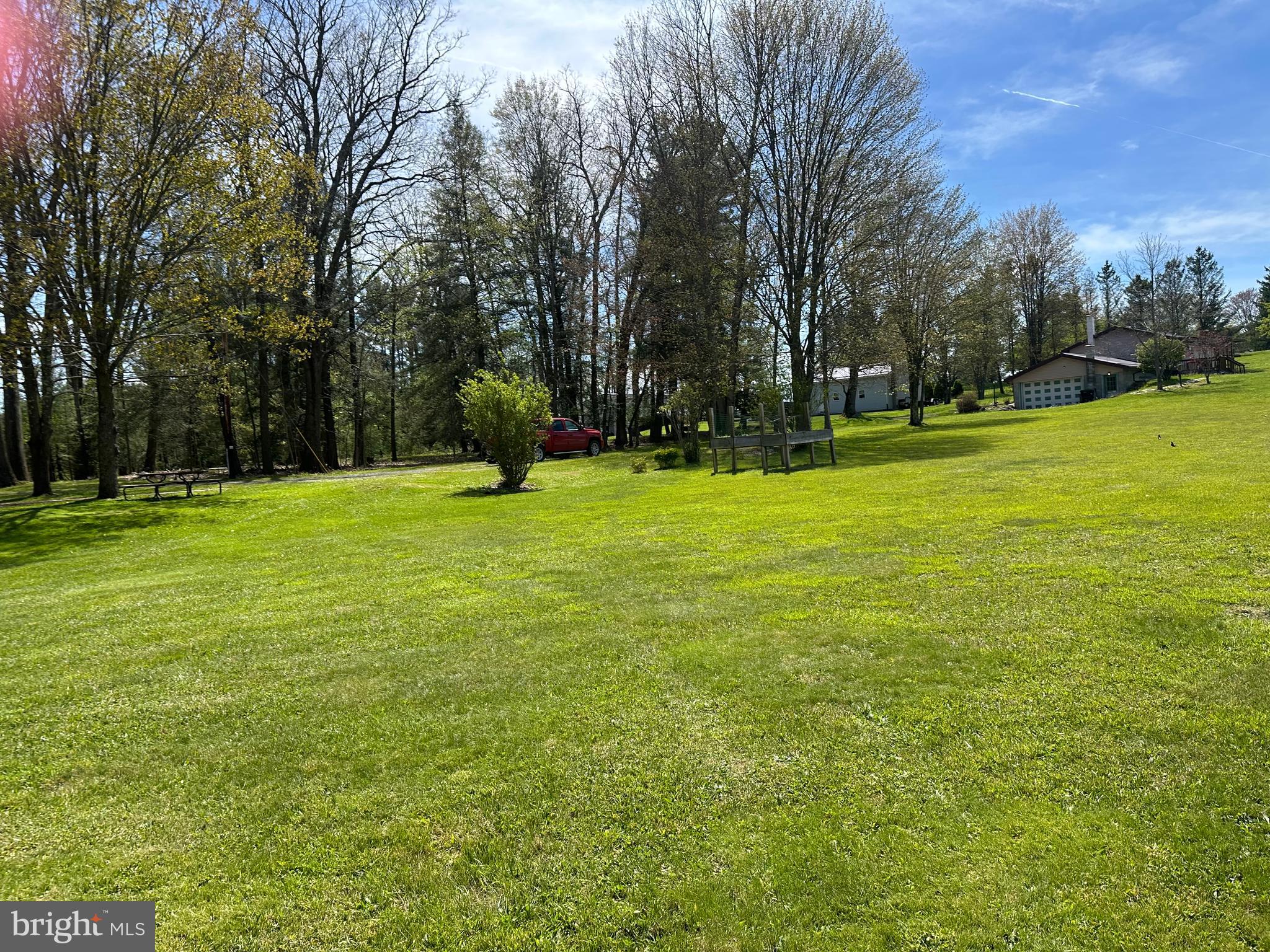 693 BIG RUN ROAD