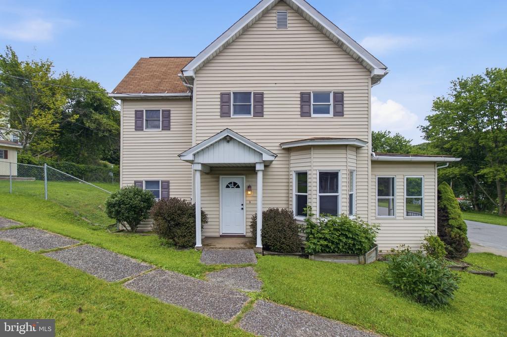 422 HANNAH STREET