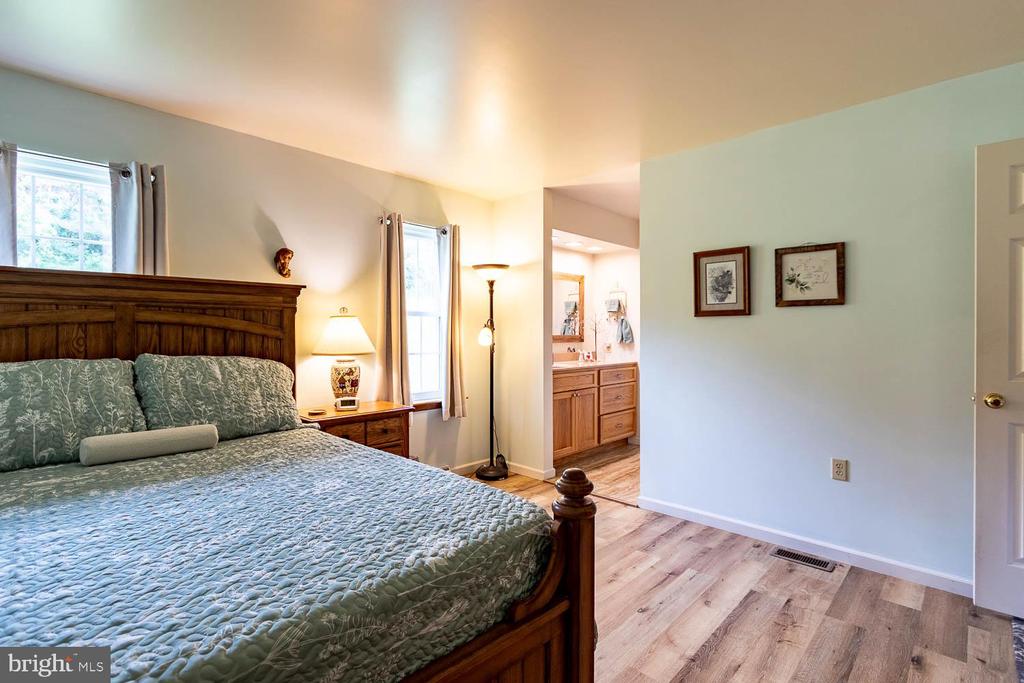 682 EMIGH RUN ROAD