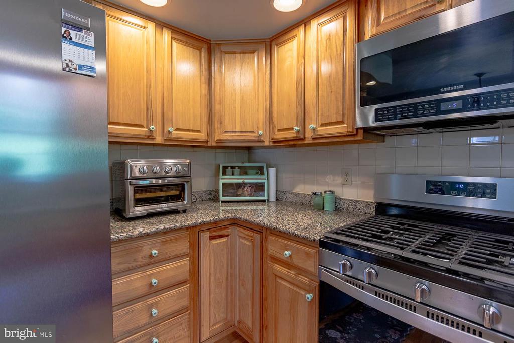 682 EMIGH RUN ROAD
