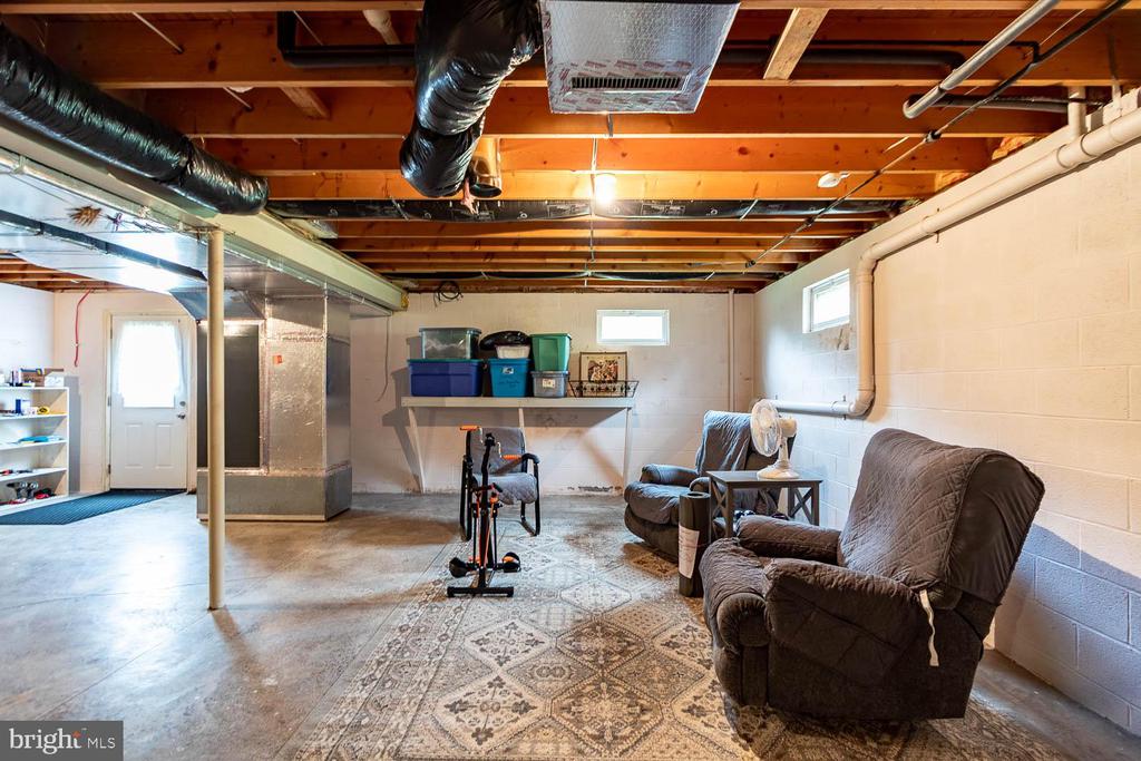 682 EMIGH RUN ROAD