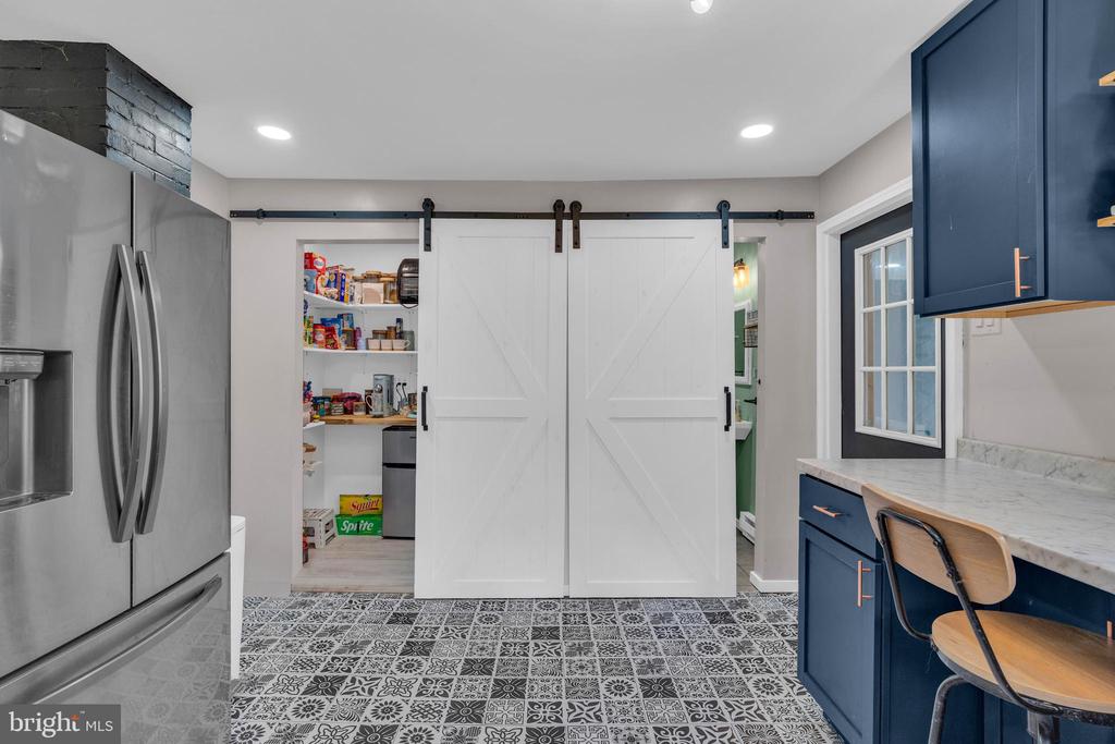 674 RED SCHOOLHOUSE ROAD