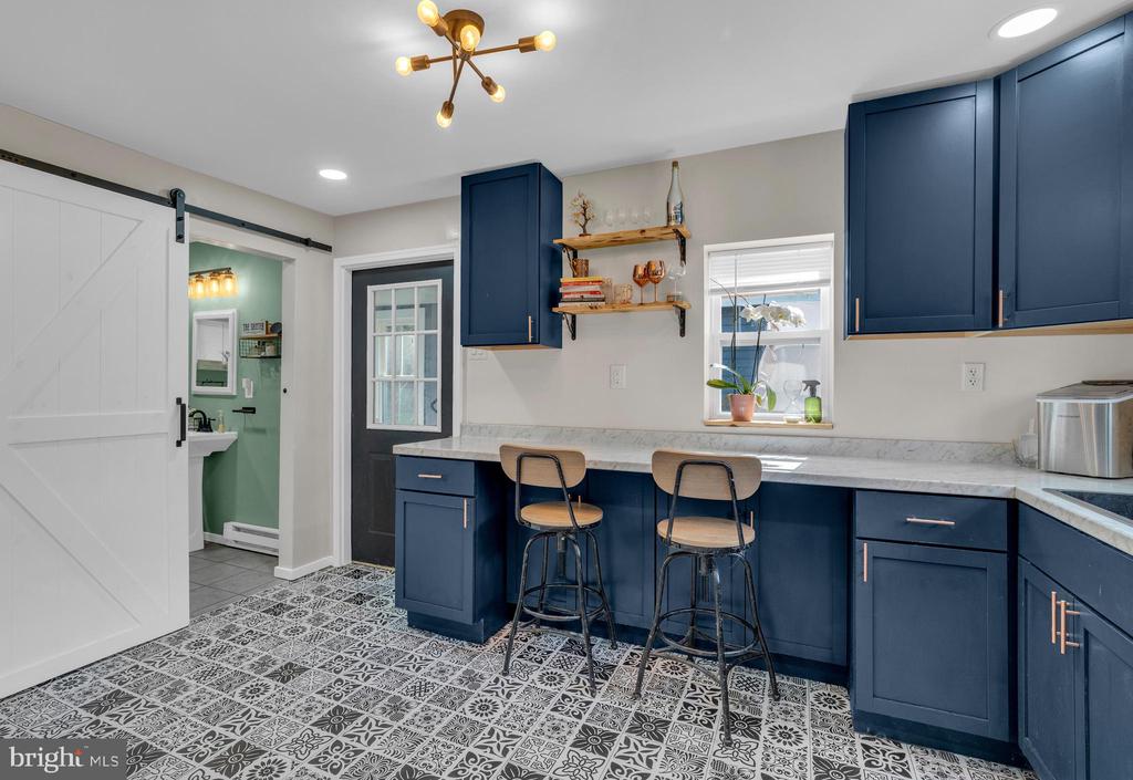 674 RED SCHOOLHOUSE ROAD