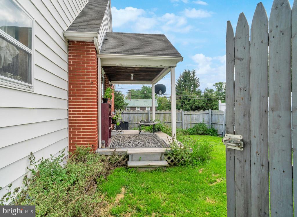 1265 TROY HAWK RUN HIGHWAY