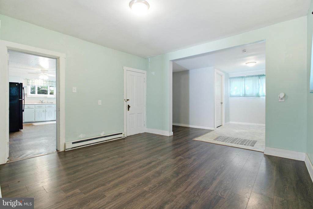 107 N 4TH STREET