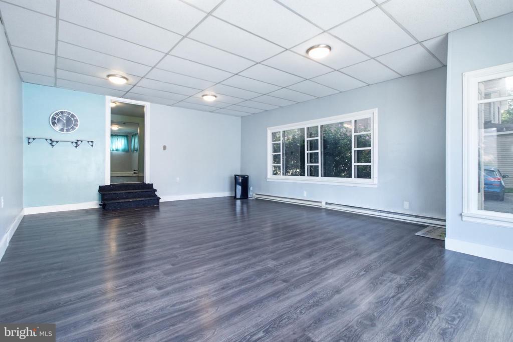 107 N 4TH STREET
