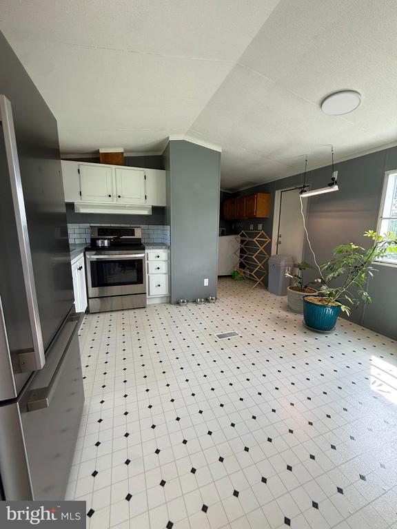 1283 BLUE SPRUCE ROAD