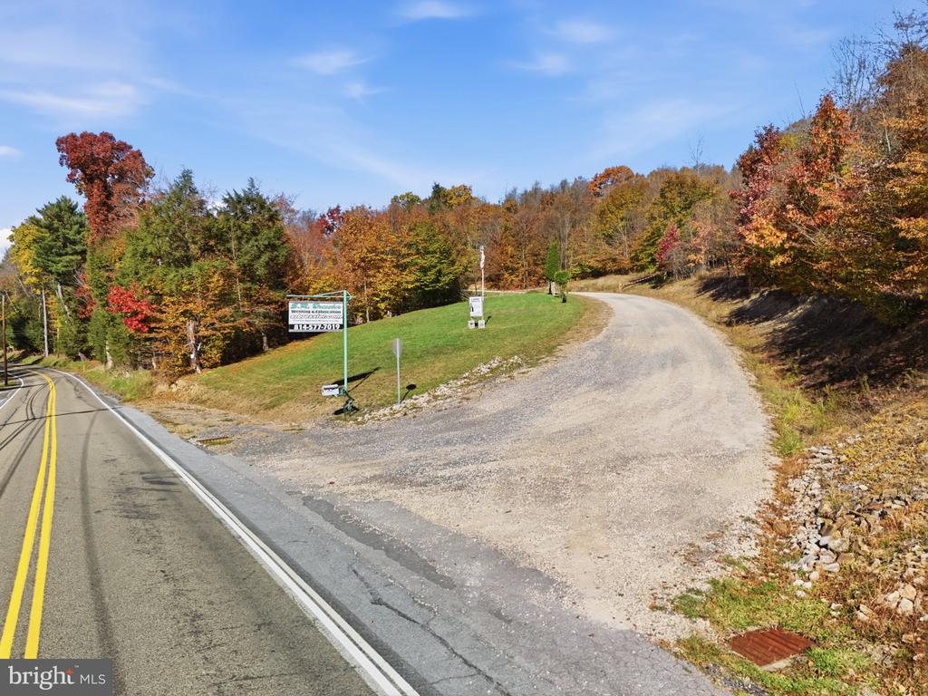 9050 CURWENSVILLE TYRONE HIGHWAY