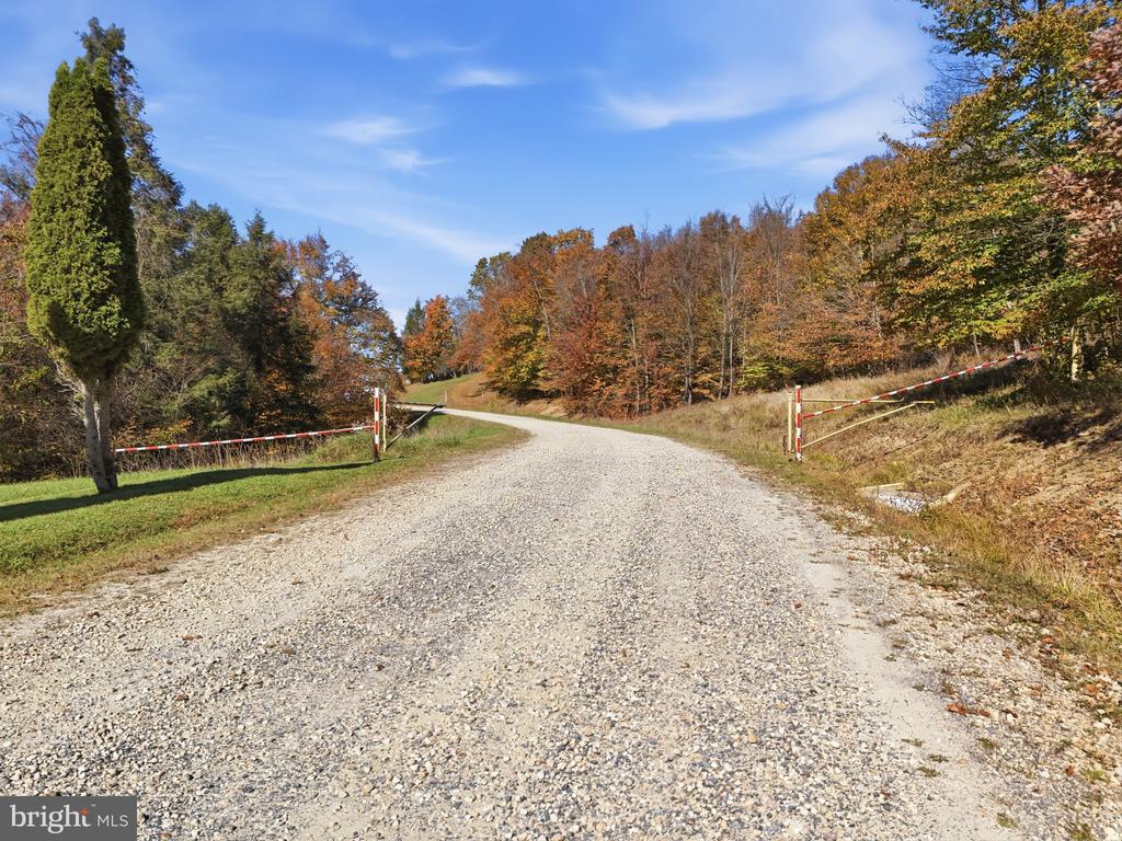 9050 CURWENSVILLE TYRONE HIGHWAY