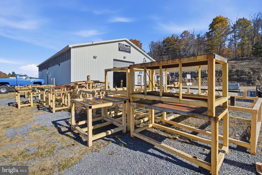 9050 CURWENSVILLE TYRONE HIGHWAY