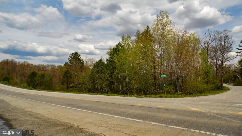 Lot Off Tyrone Pike PIKE
