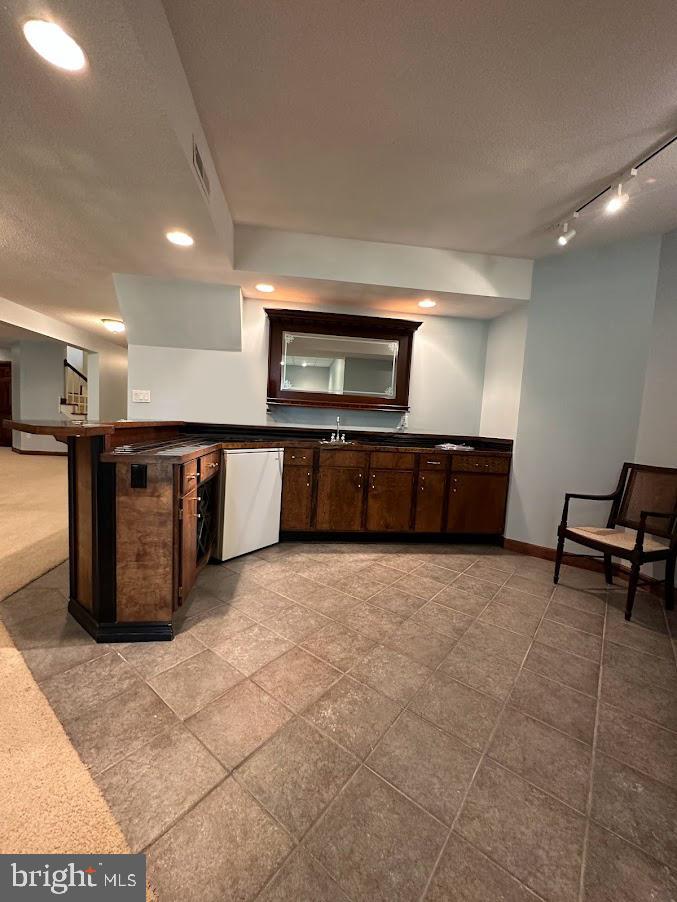 103 N RIDGEWOOD DRIVE