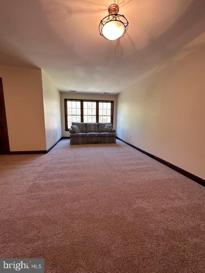 103 N RIDGEWOOD DRIVE