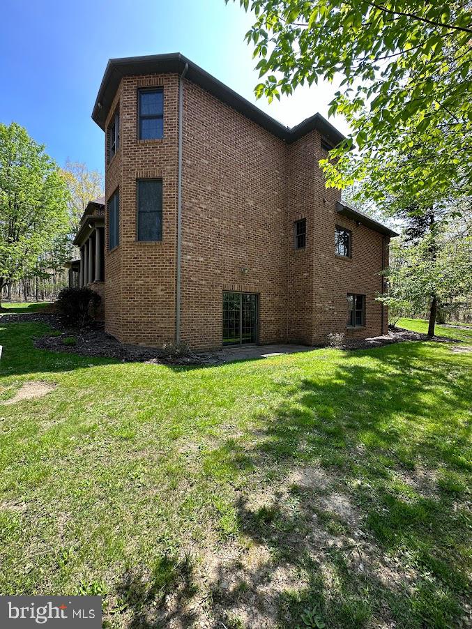 103 N RIDGEWOOD DRIVE