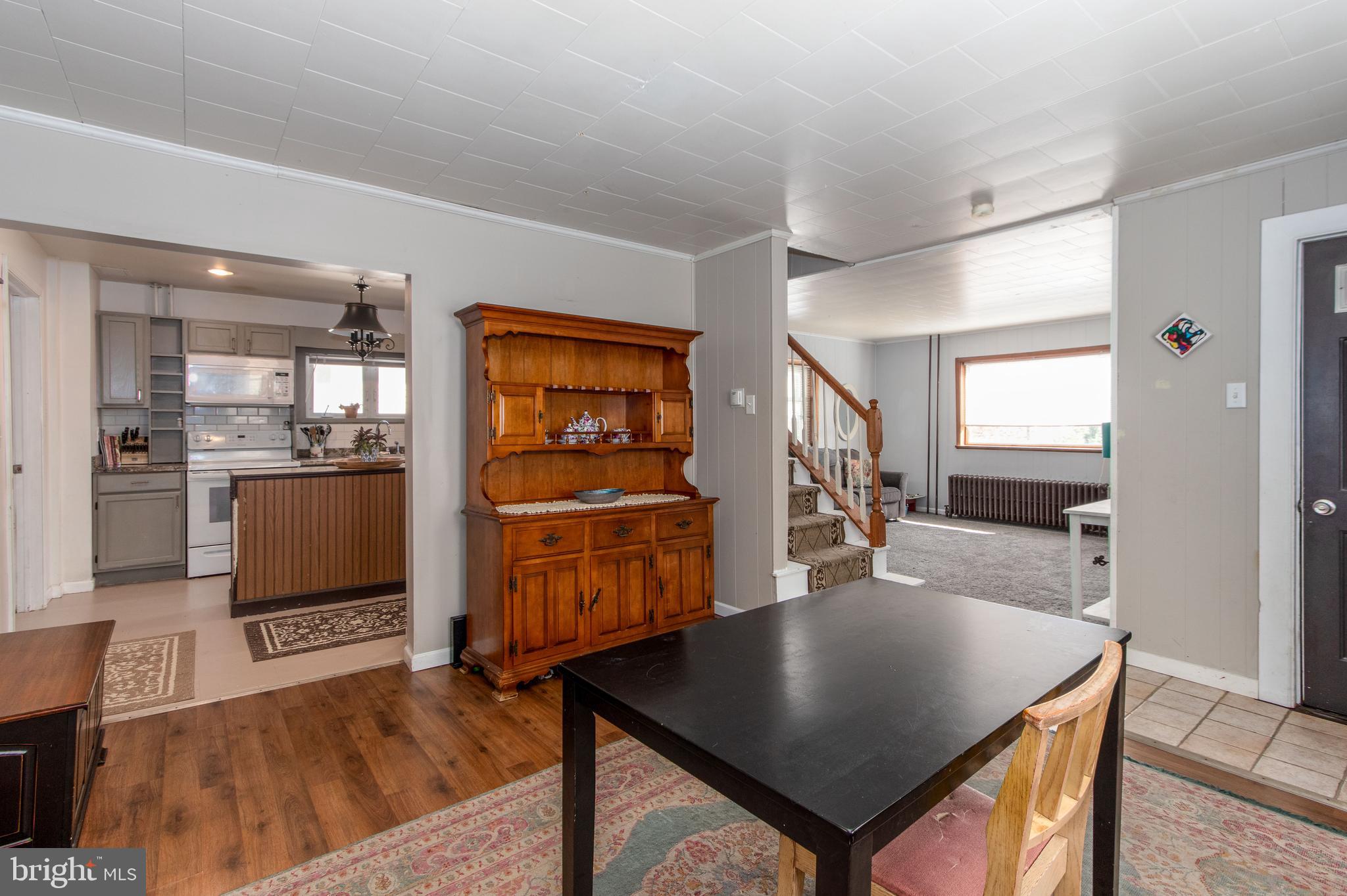 221 N 11th STREET